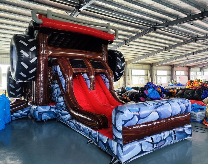 XL 4WD double lane wetdry combo poolbumper 2023030817 3 Tony Walker » BounceWave Inflatable Sales
