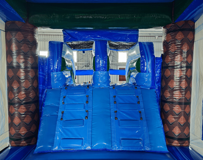 Island thunder XL 3 » BounceWave Inflatable Sales