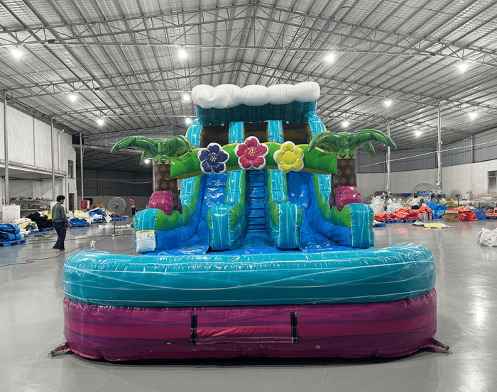 15 Summer Lua Center Climb 1 » BounceWave Inflatable Sales