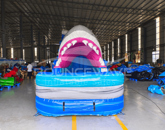 Cayman Shark Attack 1 compress » BounceWave Inflatable Sales